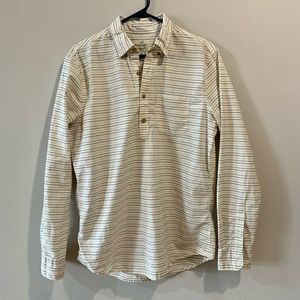 American Eagle Button Down